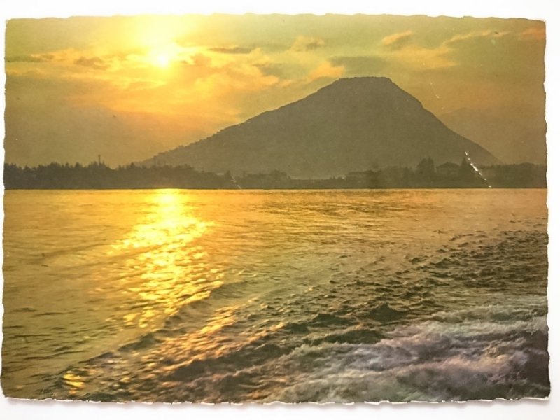 INCANTEVOLE TRAMONTO SUL LAGO MAGGIORE