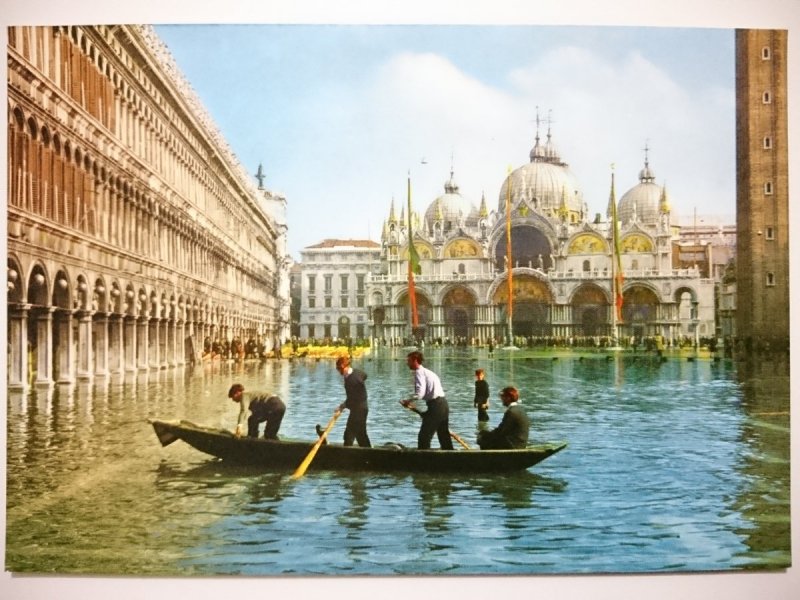 VENEZIA. EXCEPTIONAL HIGH TIDE ON S. MARK SQUARE
