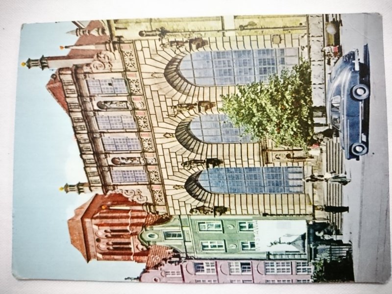 GDAŃSK. DWÓR ARTUSA I INNE FOT. WOŹNICZKO
