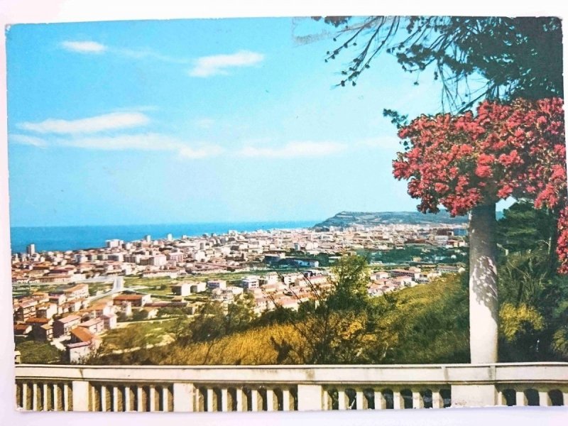 RIVIERA ADRIATICA. PESARO