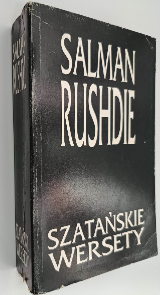 SZATAŃSKIE WERSETY - Salman Rushdie