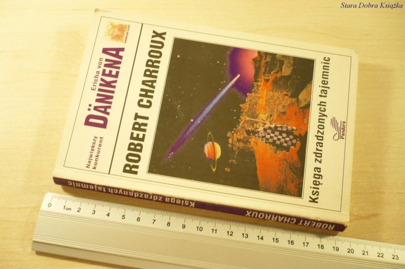 KSIĘGA ZDRADZONYCH TAJEMNIC - Charroux (1994)