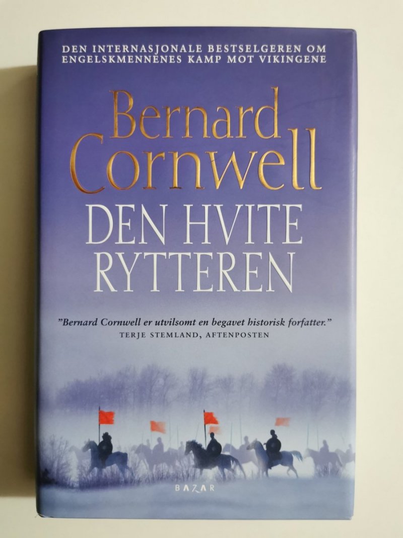 DEN HVITE RYTTEREN - Bernard Cornwell 