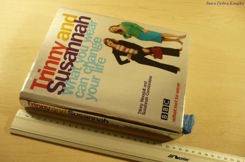 TRINNY AND SUSANNAH. WHAT NOT TO WEAR (2004)