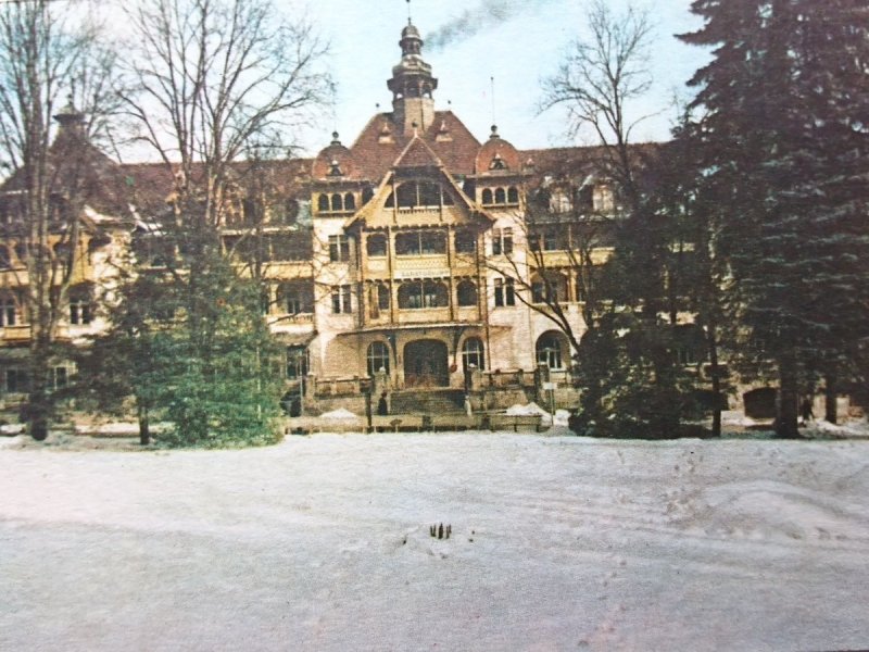 PIWNICZNA ZDRÓJ. SANATORIUM I FOT. P. KRASSOWSKI