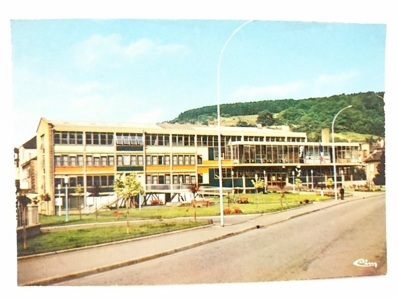 MOYEUVRE-GRANDE (MOSELLE) CITE ADMINISTRATIVE – ARCH. M. RINIERI