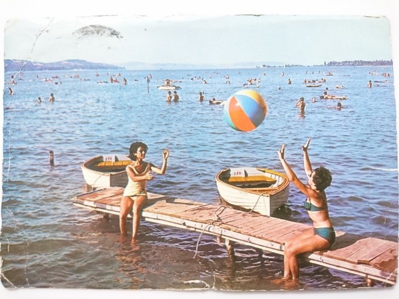 UDVOZLET A BALATONRÓL. GREETINGS FROM THE LAKE BALATON