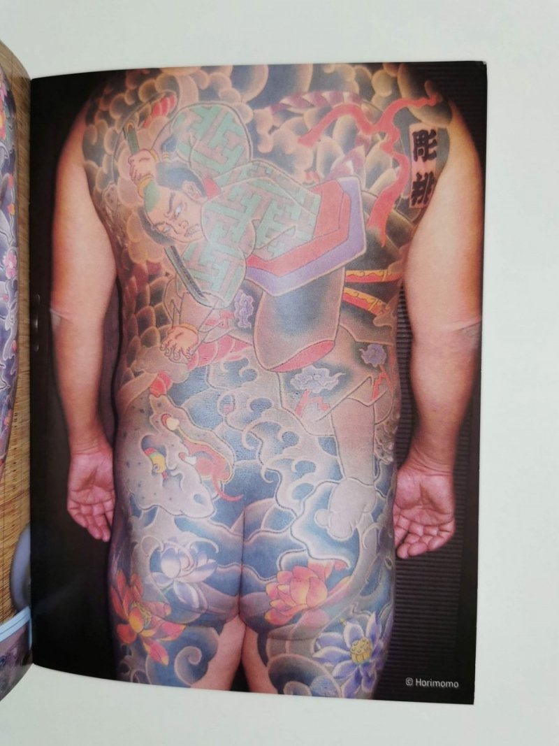 Tatuaże album. TATTOOS 2010