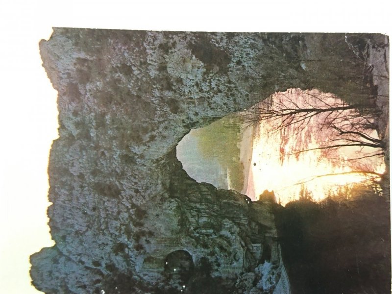 LE PONT D'ARC AU SOLEIL COUCHANT