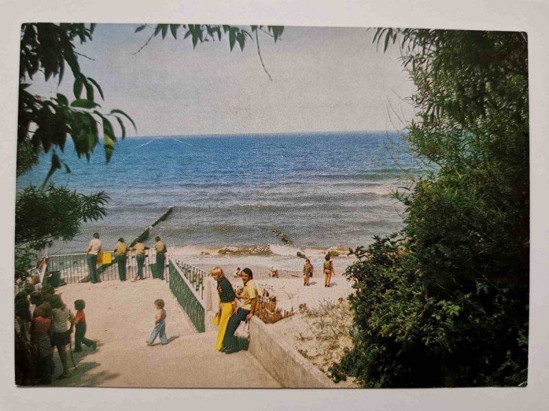 JAROSŁAWIEC. WEJŚCIE NA PLAŻĘ FOT. BIERNACKI