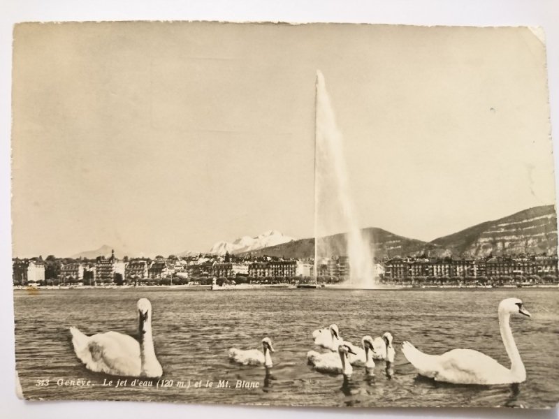 GENEVE. LE JET D'EAU (120 m.) ET LE MT. BLANC
