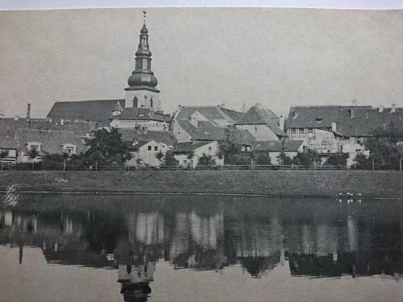 INSTERBURG. BLICK UBER DEN SCHLOSSTEICH