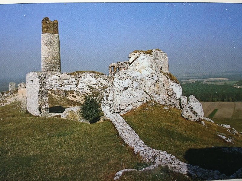 JURA KRAKOWSKO-CZĘSTOCHOSKA OLSZTYN FOT PRAŻMOWSKI