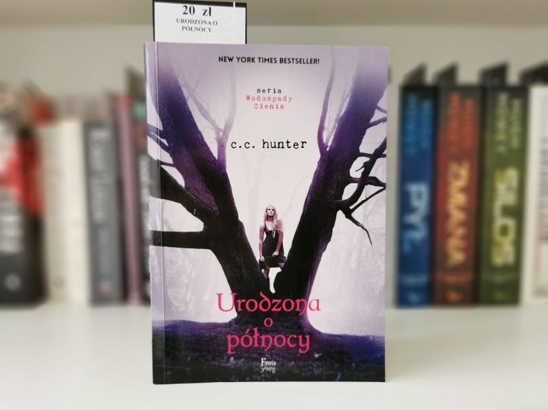 Urodzona o północy - C. C. Hunter