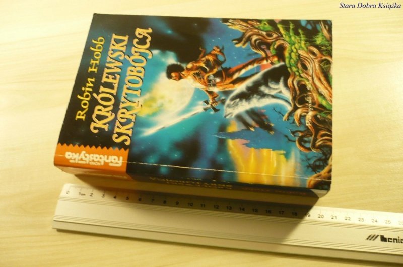 KRÓLEWSKI SKRYTOBÓJCA - Robin Hobb (1997)