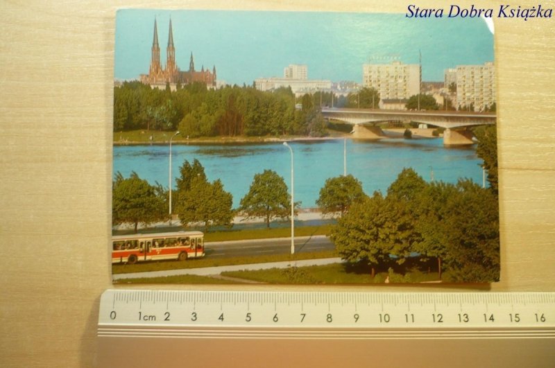 WARSZAWA. WIDOK NA PRAGĘ; Z PRAWEJ... FOT SADOWSKI