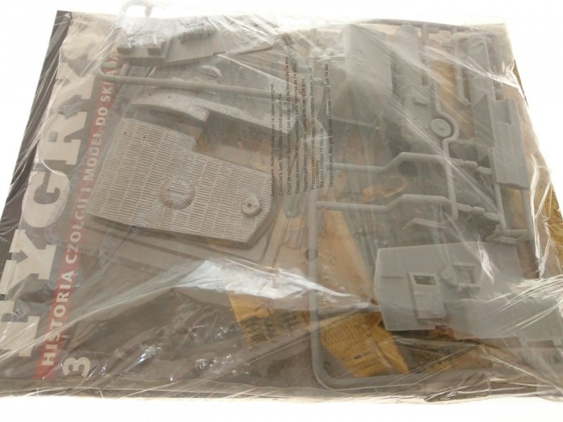 TYGRYS HISTORIA CZOŁGU I MODEL DO SKŁADANIA NR 003