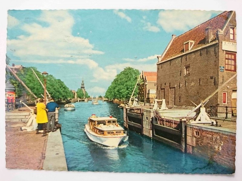 AMSTERDAM. OUDESCHANS
