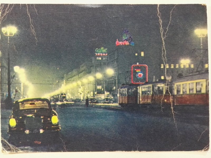 WARSZAWA. ALEJE JEROZOLIMSKIE NOCĄ FOT. T. HERMAŃCZYK