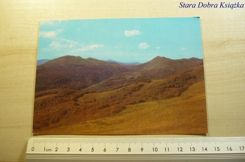 BIESZCZADY. WIDOK NA TARNICĘ FOT. M. RACZKOWSKI