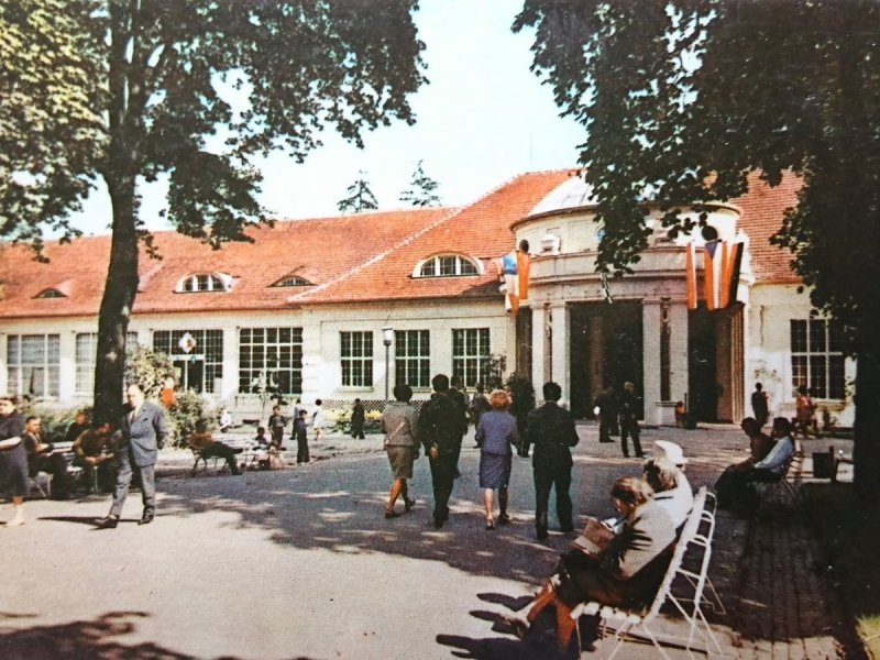 POLANICA ZDRÓJ. PIJALNIA FOT. P. KRASSOWSKI