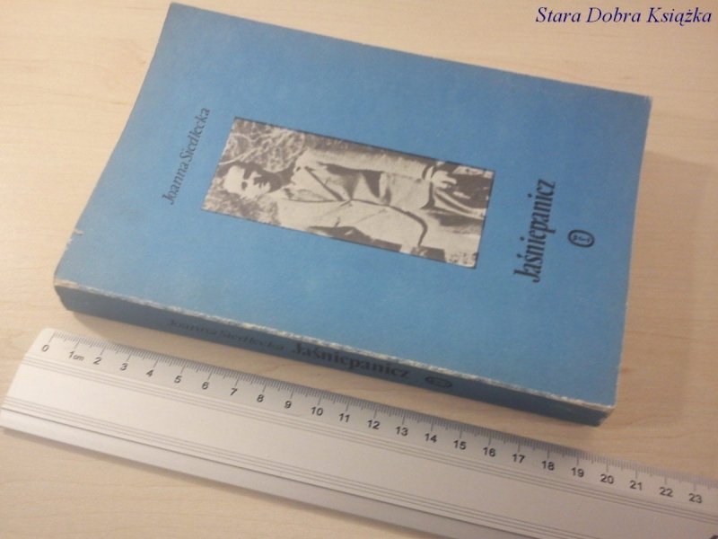 JAŚNIEPANICZ - Joanna Siedlecka