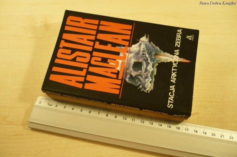 STACJA ARKTYCZNA ZEBRA - Alistair MacLean (1990)