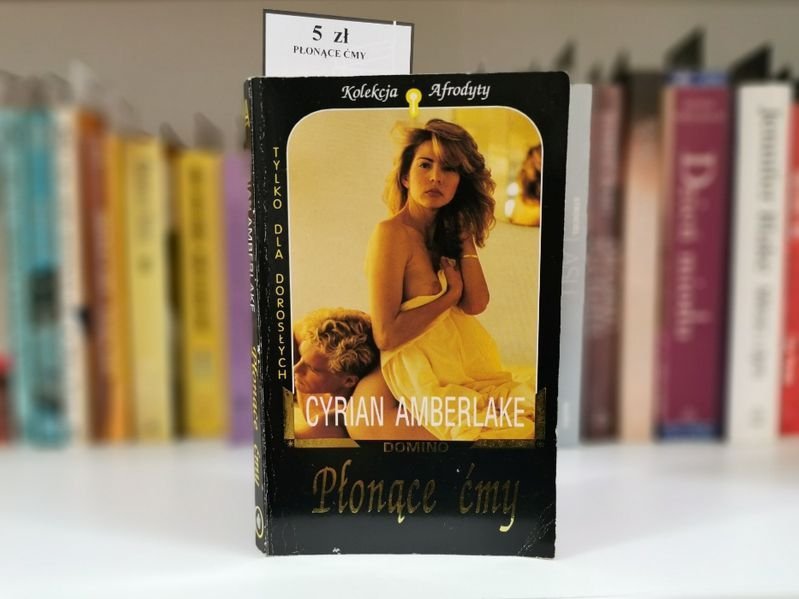 Płonące ćmy - Cyrian Amberlake