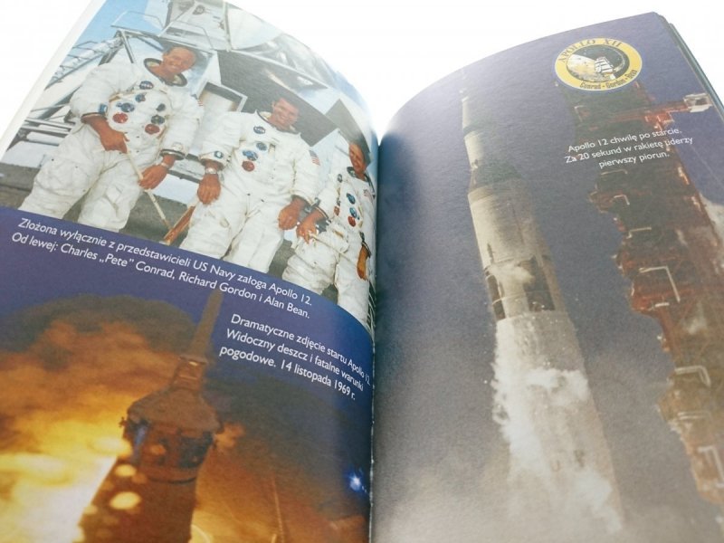 APOLLO. HISTORIA PODBOJU KOSMOSU - R. Godwin 2005