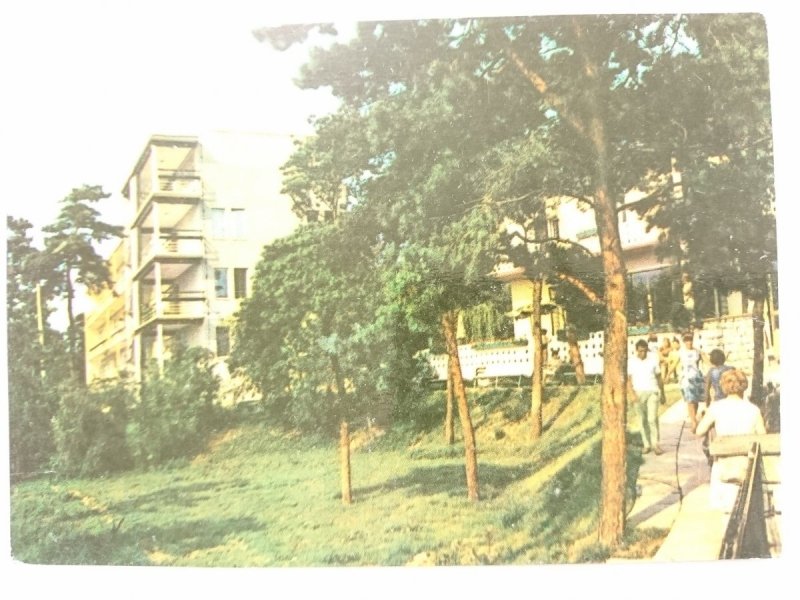 KRYNICA MORSKA. OŚRODEK WCZASOWY DROGOWCÓW 'BURSZTYN' FOT. J. WENDOŁOWSKI
