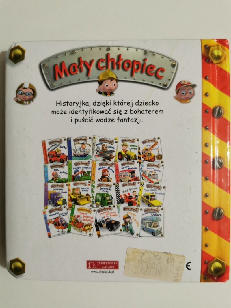 MAŁY CHŁOPIEC. KOPARKA MARKA 2014