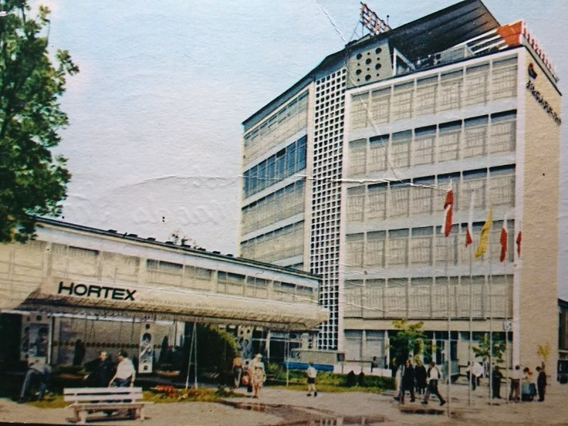 MIĘDZYNARODOWE TARGI POZNAŃSKIE. PAWILONY HANDLOWE