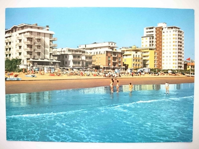 JESOLO LIDO. LA SPIAGGIA