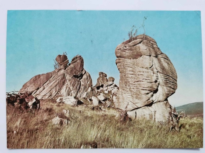 KARKONOSZE. SKALNA BRAMA – GRUPA GRANITOWYCH FORM NA BABIŃCU FOT. KORPAL