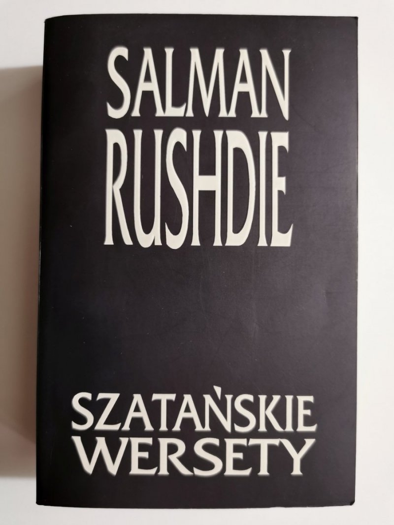 SZATAŃSKIE WERSETY - Salman Rushdie 