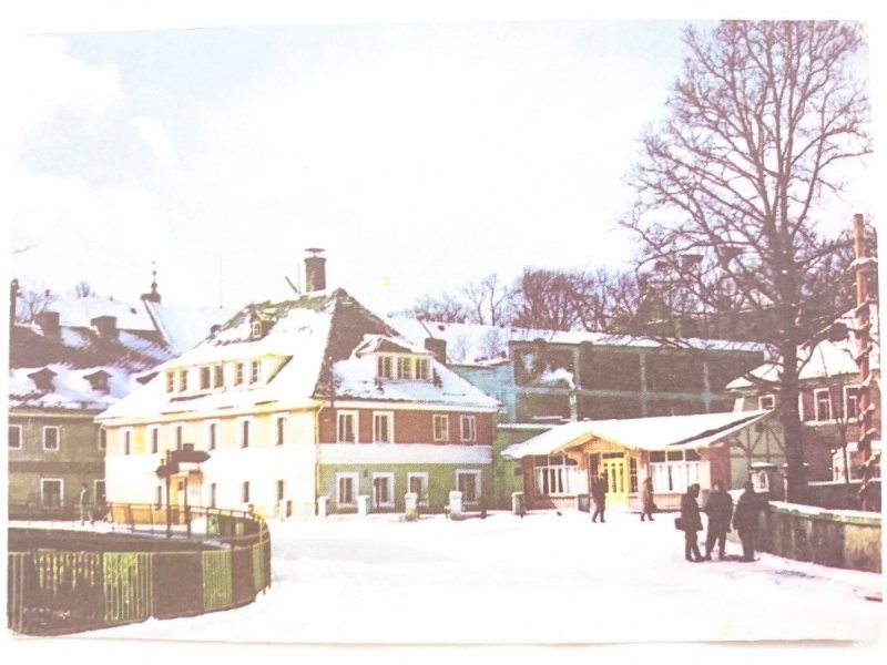 SOBIESZÓW. SCHRONISKO PTTK FOT. E. CZAPLIŃSKI