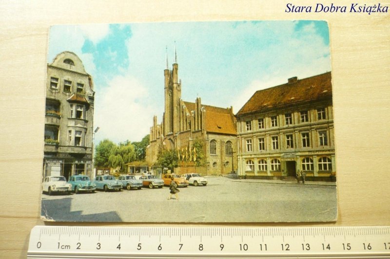 ŚWIEBODZIN. PLAC OBROŃCÓW POKOJU FOT. JABŁOŃSKI