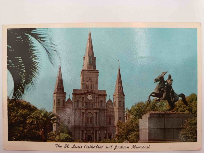 THE ST LOUIS CATHEDRAL AND JACKSON MEMORIAL