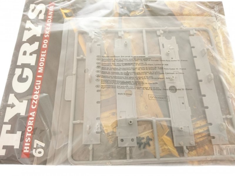 TYGRYS HISTORIA CZOŁGU I MODEL DO SKŁADANIA NR 067