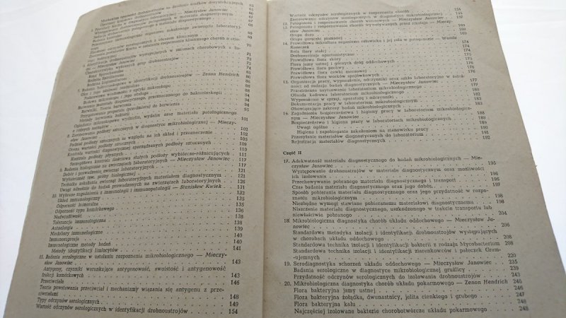 MIKROBIOLOGIA I SEROLOGIA - Red. Janowiec 1988