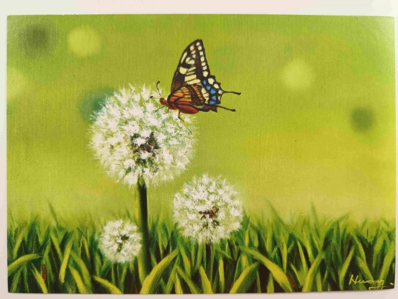 MOTYL NA DMUCHAWCU