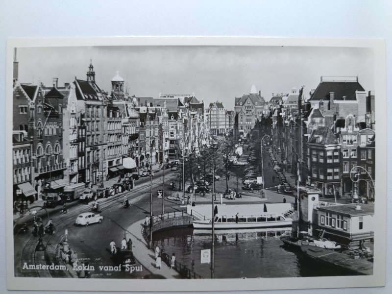 AMSTERDAM ROKIN VANAF SPUI