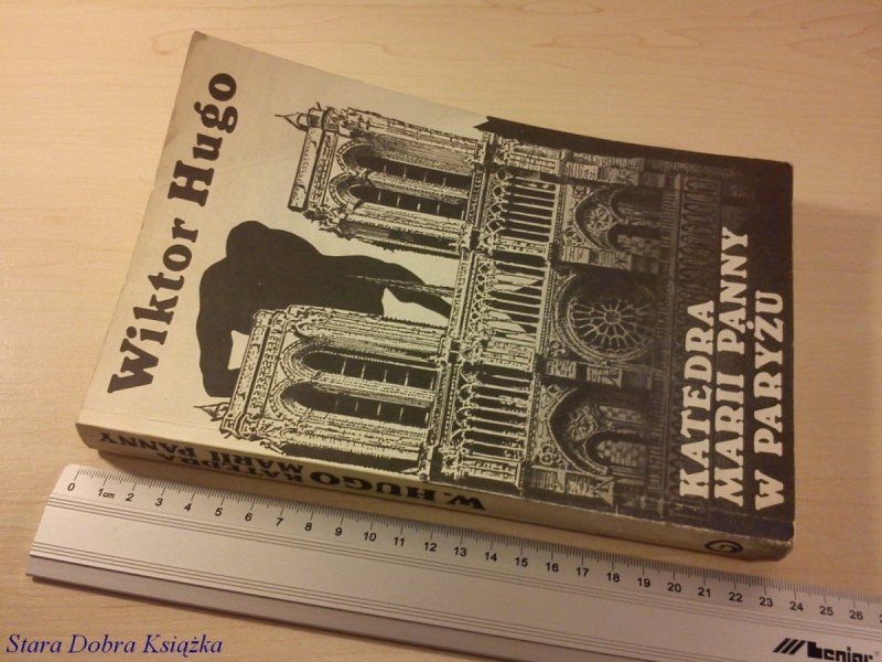 KATEDRA MARII PANNY W PARYŻU - Wiktor Hugo (1986)