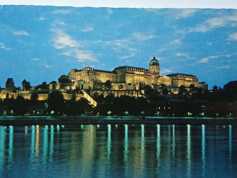 BUDAPEST. VAR