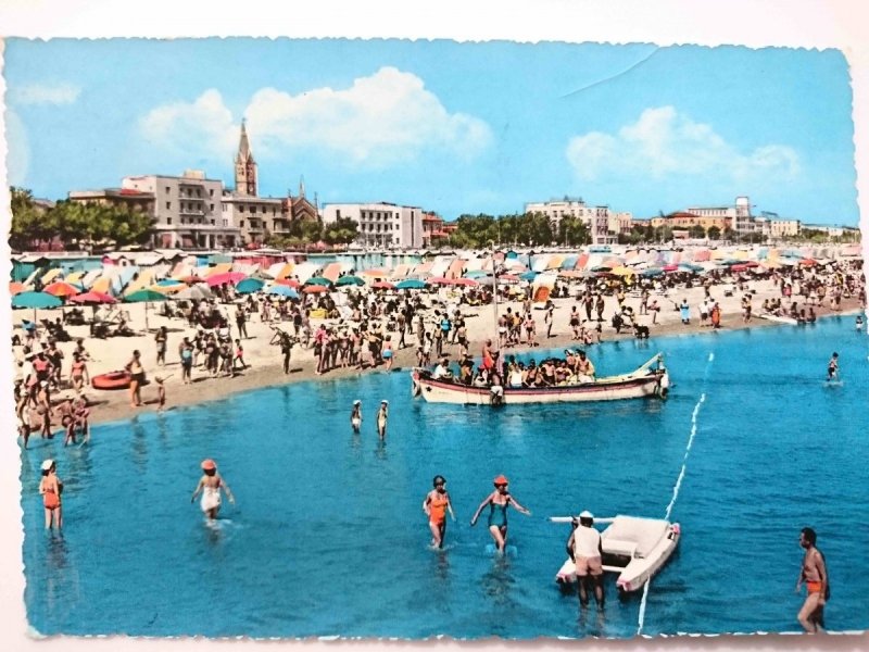 RIVIERA DI RIMINI. LA PIU BELLA D'ITALIA SPIAGGIA