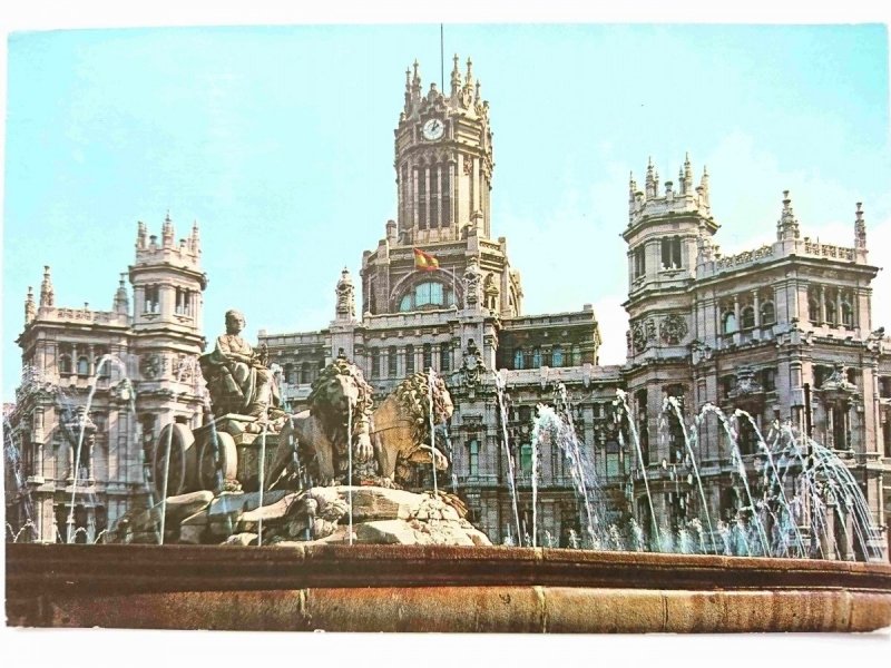 MADRID. PLAZA DE LA CIBELES Y PALACIO DE COMUNICACIONES