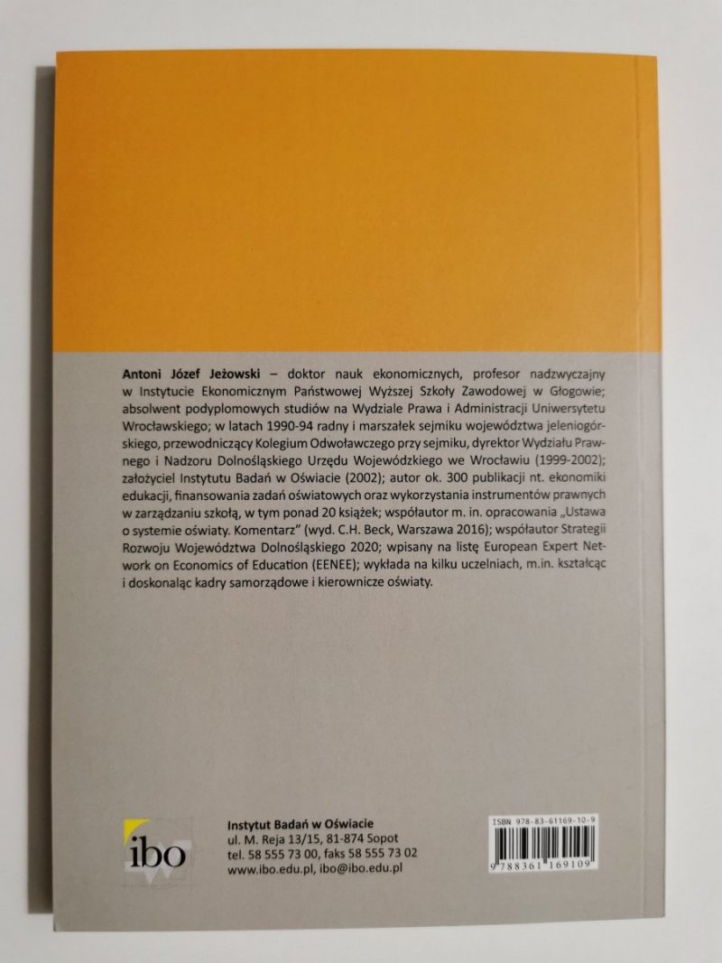 STATUT KONSTYTUCJĄ SZKOŁY - Antoni J. Jeżowski 2017