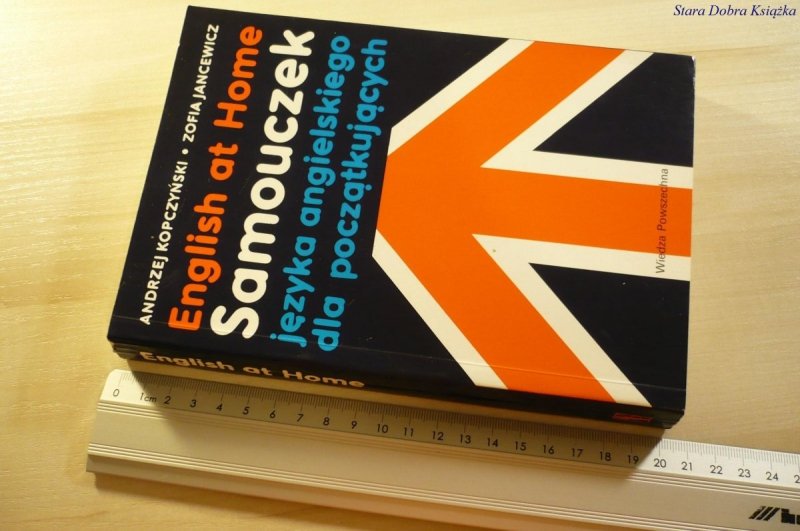ENGLISH AT HOME SAMOUCZEK Andrzej Kopczyński 1995