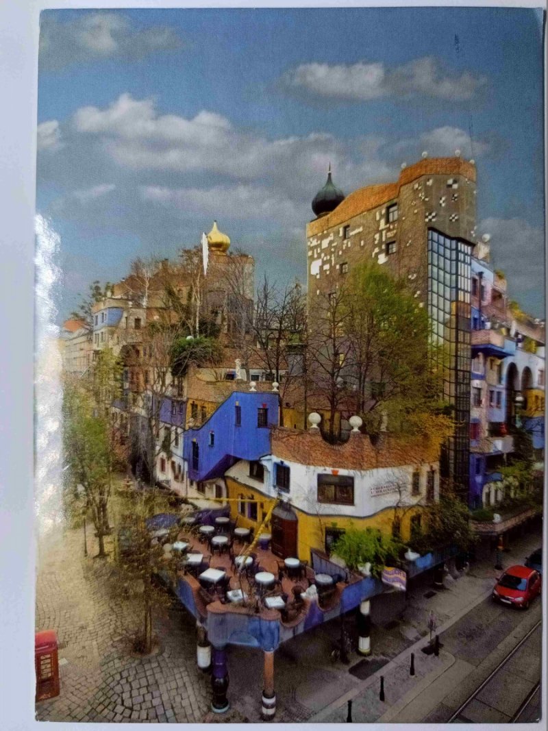 HUNDERTWASSER HAUS WIEN