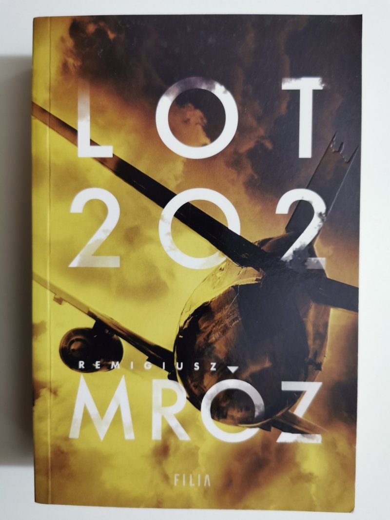 LOT 202 -Remigiusz Mróz